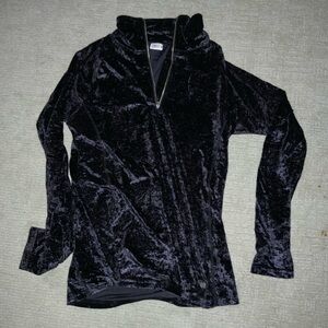 NILS Black Velvet Sweater Cardigan